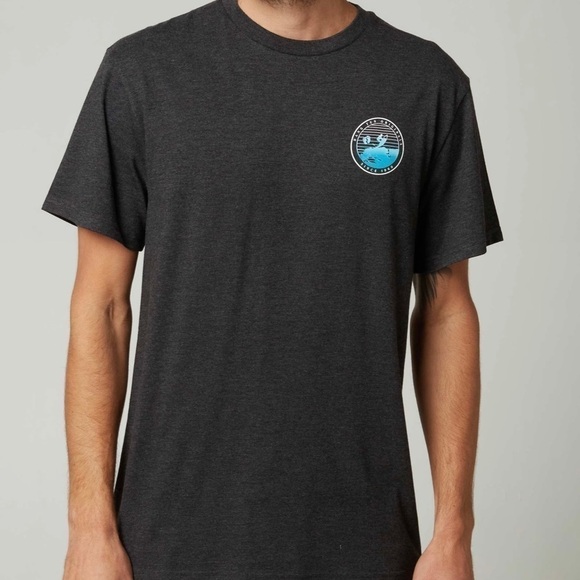 🤩 Men’s Hang Ten t-shirt - worn once only - Picture 3 of 9